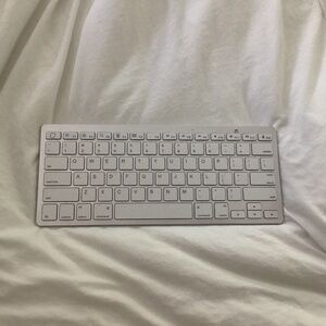 Omoton Wireless Keyboard